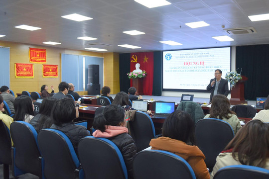 Hà Nội: Gần 100 nhân viên được trang bị kiến thức về bảo hiểm xã hội