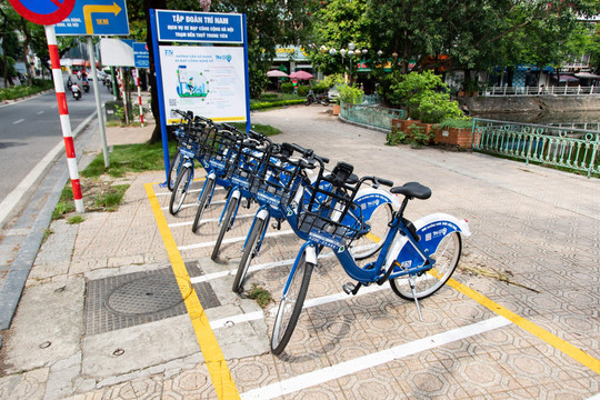 Thống nhất chủ trương làm đường dành riêng cho xe đạp ven sông Tô Lịch