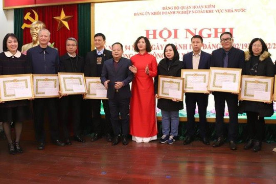 Các đơn vị thuộc Đảng ủy Khối doanh nghiệp quận Hoàn Kiếm nộp ngân sách trên 7.000 tỷ đồng