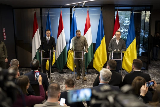 Hungary và Ukraine chưa khai thông bế tắc