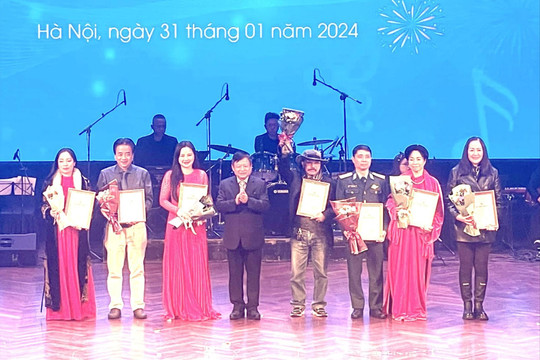 Trao Giải thưởng Âm nhạc Việt Nam cho 93 tác phẩm, chương trình xuất sắc