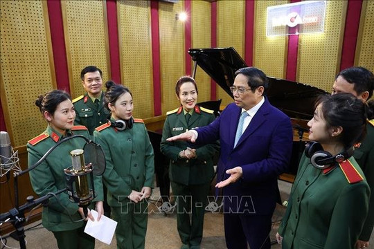 Thủ tướng: Đại học Văn hóa Nghệ thuật Quân đội đóng góp nhiều hơn nữa cho sự nghiệp chấn hưng văn hóa