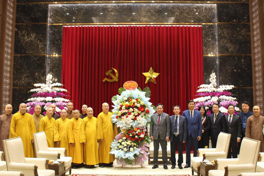 Giáo hội Phật giáo Việt Nam thăm, chúc Tết Thành ủy Hà Nội