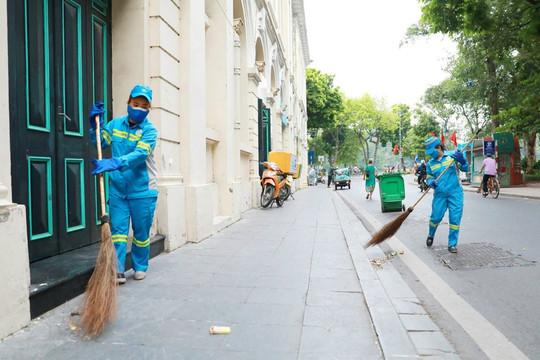 Chủ động triển khai công tác thu gom rác thải: Phố phường, ngõ xóm sạch đẹp đón xuân