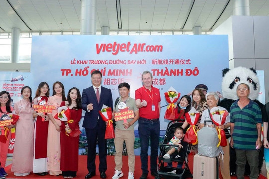 Vietjet khai trương đường bay TP Hồ Chí Minh - Thành Đô (Trung Quốc)
