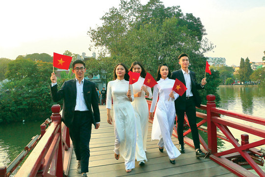 Tăng cường sự lãnh đạo của cấp ủy Đảng về xây dựng người Hà Nội thanh lịch, văn minh