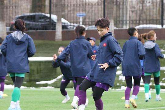 Trung vệ Như Quỳnh tích cực tập luyện để sẵn sàng cho Vòng chung kết U20 nữ châu Á 2024
