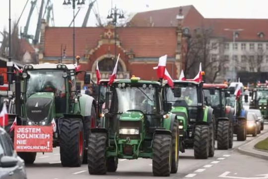 Nông dân 10 nước EU biểu tình phản đối chính sách nông nghiệp