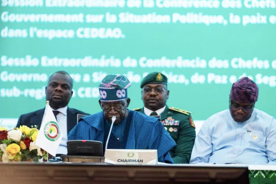 Cộng đồng Kinh tế Tây Phi dỡ bỏ lệnh trừng phạt Niger