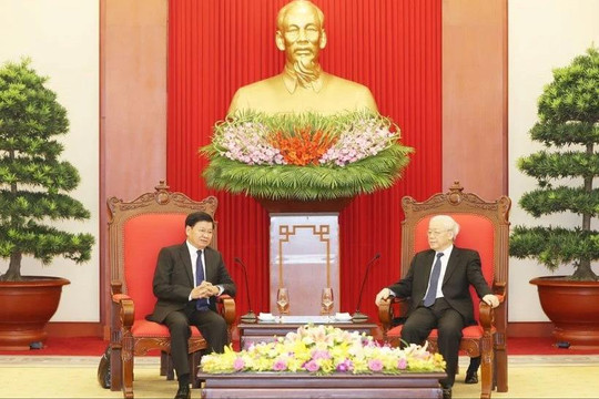 Tiếp tục vun đắp và tăng cường quan hệ đoàn kết đặc biệt Việt Nam - Lào