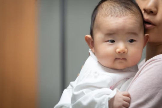 Trung Quốc tặng vé số, Hàn Quốc nới chính sách cho vay để khuyến khích sinh con