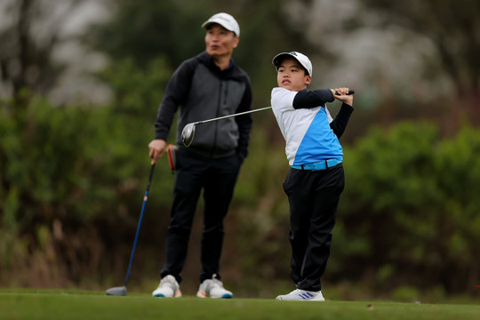 83 golfer trẻ tham dự giải VGA Junior Tour 2024