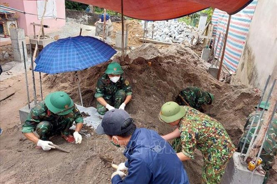 Quảng Bình: Phát hiện nhiều di vật của liệt sĩ khi đào móng xây nhà