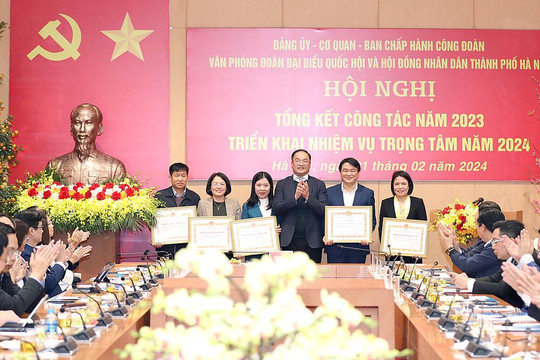 Văn phòng Đoàn đại biểu quốc hội và HĐND thành phố Hà Nội: Đổi mới công tác tham mưu, phục vụ