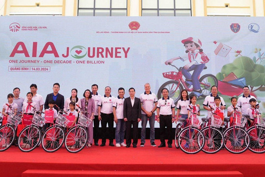 Trao 170 xe đạp tặng trẻ em có hoàn cảnh khó khăn
