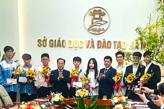 8 học sinh Hà Nội dự thi khoa học kỹ thuật cấp quốc gia