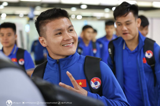 Đội tuyển Việt Nam sẵn sàng cho buổi tập làm quen sân tại Jakarta