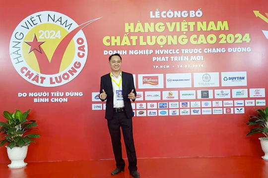 Tập đoàn Y dược EBC vinh dự nhận chứng nhận hàng Việt Nam chất lượng cao lần thứ 4