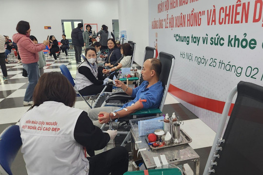 Hà Nội: Tiếp nhận gần 64.000 đơn vị máu
