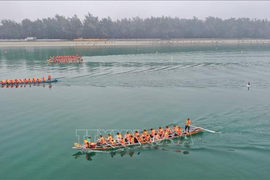 Lần đầu tiên tổ chức Lễ hội đua thuyền các huyện đảo trong cả nước​