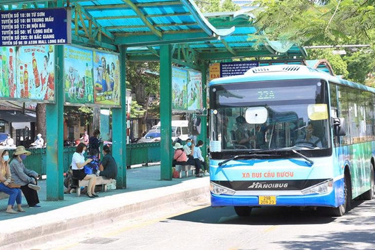 Hà Nội tạm dừng hoạt động 5 tuyến buýt kể từ ngày 1-4