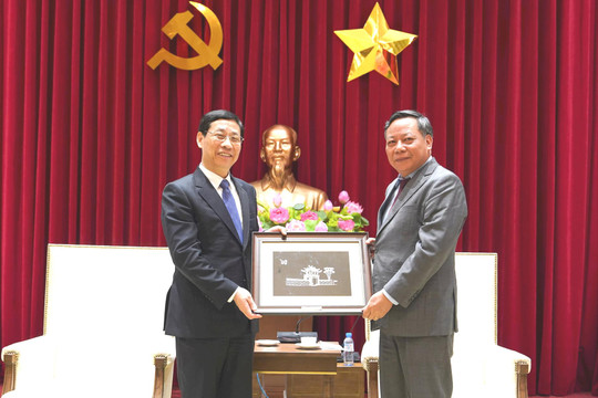 Thúc đẩy hợp tác công tác Mặt trận đóng góp tích cực vào quan hệ Hà Nội - Thượng Hải