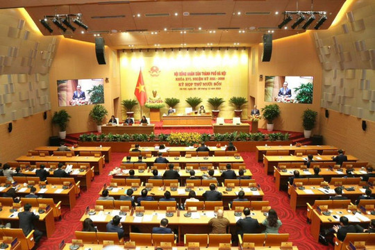 HĐND thành phố Hà Nội họp chuyên đề, xem xét về học phí, giá dịch vụ khám, chữa bệnh