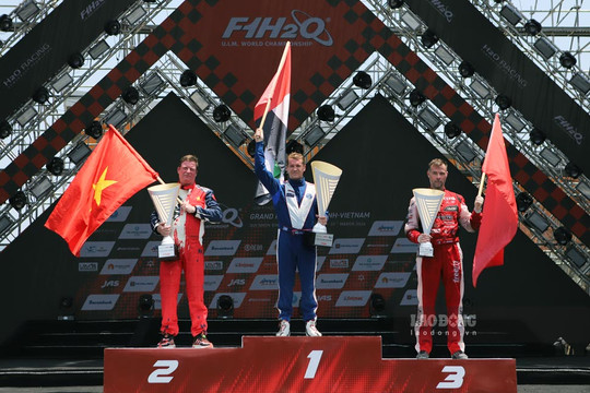 Đội Bình Định - Việt Nam về nhì tại giải đua siêu tốc độ