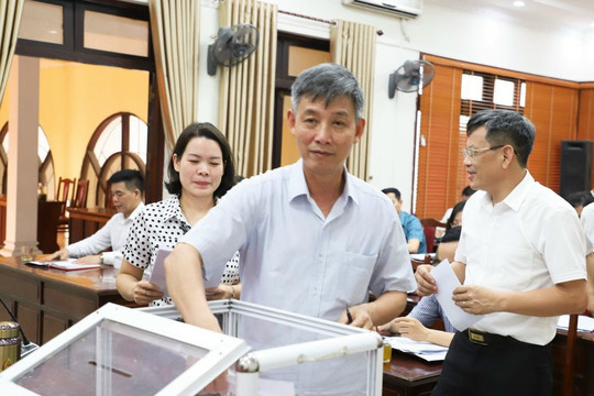 Thường Tín bỏ phiếu đề nghị xét công nhận 4 xã đạt chuẩn nông thôn mới nâng cao