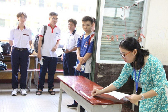 Thành phố Hồ Chí Minh: Có 3.919 học sinh lớp 9, lớp 12 đạt giải thi học sinh giỏi cấp thành phố