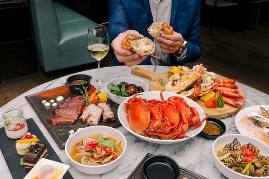 Thỏa thích thưởng thức mỹ vị với “Eat Out” - lễ hội ẩm thực kéo dài 3 tháng cùng những ưu đãi đặc biệt từ Marriott Bonvoy Việt Nam