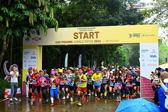 Gần 2.000 vận động viên tham gia giải chạy “Cúc Phương Jungle Paths 2024”
