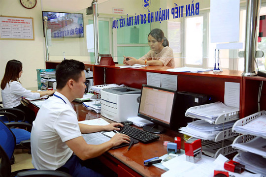 Phê duyệt danh mục, vị trí việc làm, cơ cấu ngạch công chức các cơ quan thuộc thành phố Hà Nội