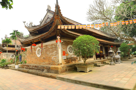 Chiêm ngưỡng bảo vật quốc gia tại Lễ hội chùa Tây Phương