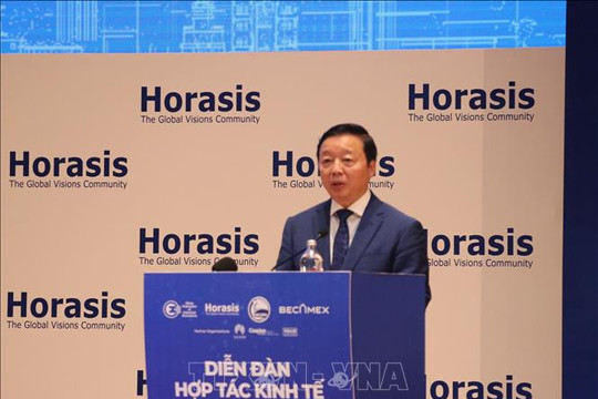 Bình Dương trao chứng nhận cho 17 dự án tại Diễn đàn hợp tác kinh tế Horasis Trung Quốc 2024