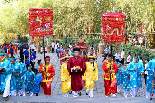 Thành phố Hồ Chí Minh: Hàng nghìn người dự Lễ Giỗ Quốc tổ Hùng Vương