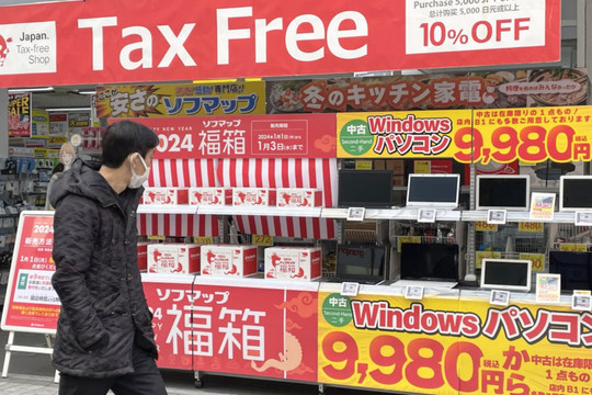Nhật Bản tìm giải pháp ngăn chặn bán lại hàng miễn thuế