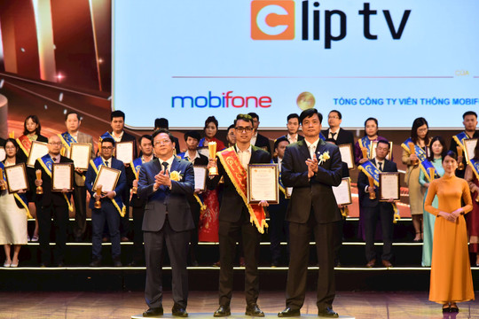 MobiFone ẵm tới 5 giải thưởng, ghi dấu ấn tại Sao Khuê 2024