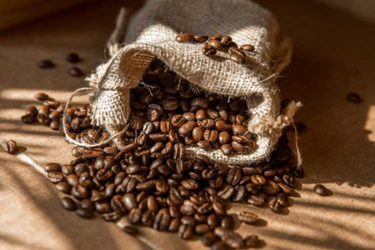 Giá cà phê Robusta tăng tuần thứ 9 liên tiếp