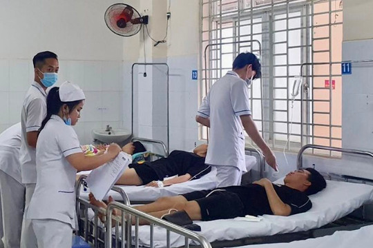 9 người ngộ độc do ăn bánh mì tại Đồng Nai phải điều trị hồi sức tích cực và lọc máu