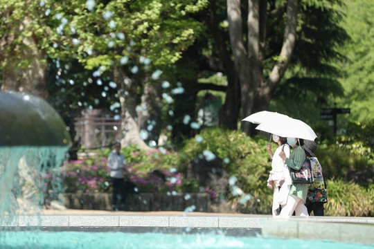 Nhật Bản trải qua tháng 4 nóng nhất trong gần 130 năm