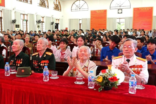 Thanh Oai: Giao lưu với nhân chứng lịch sử Chiến dịch Điện Biên Phủ