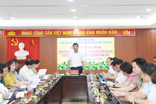 Phát huy dân chủ để tạo đồng thuận trong thực hiện các nhiệm vụ của quận Long Biên và thành phố
