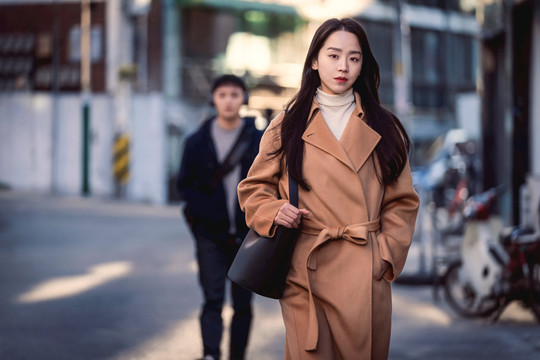 “Chàng hậu” Shin Hye-sun trở lại với phim “Stalker: Tội ác hoàn hảo”