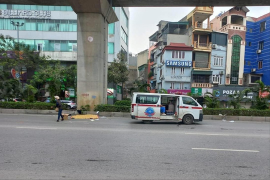 Hai thanh niên thương vong dưới gầm đường sắt đô thị Cát Linh - Hà Đông