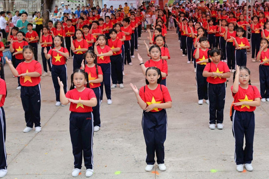 1.000 học sinh tham gia Ngày hội “Thiếu nhi Việt Nam - Học tập tốt, rèn luyện chăm”