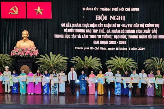 TP Hồ Chí Minh: Biểu dương 339 tập thể, cá nhân xuất sắc trong học tập, làm theo Bác