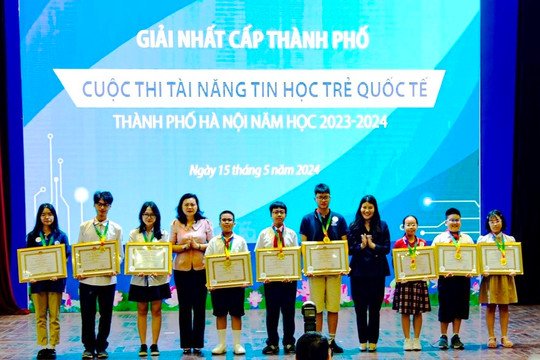 2 học sinh Hà Nội dự cuộc thi Vô địch tin học văn phòng thế giới