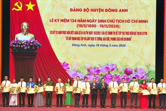 Huyện Đông Anh kỷ niệm 134 năm Ngày sinh Chủ tịch Hồ Chí Minh