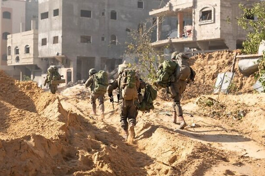 Quân đội Israel và Hamas tiếp tục giao tranh dữ dội
